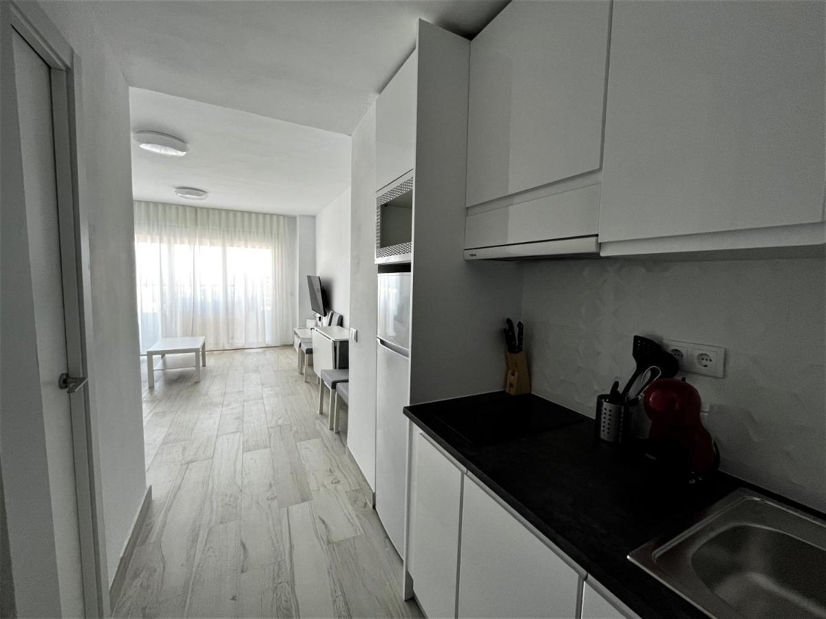 Ver853 - Estudio Con Terraza Vistas Al Mar, Piscina, Playa, Centro Torremolinos Dış mekan fotoğraf